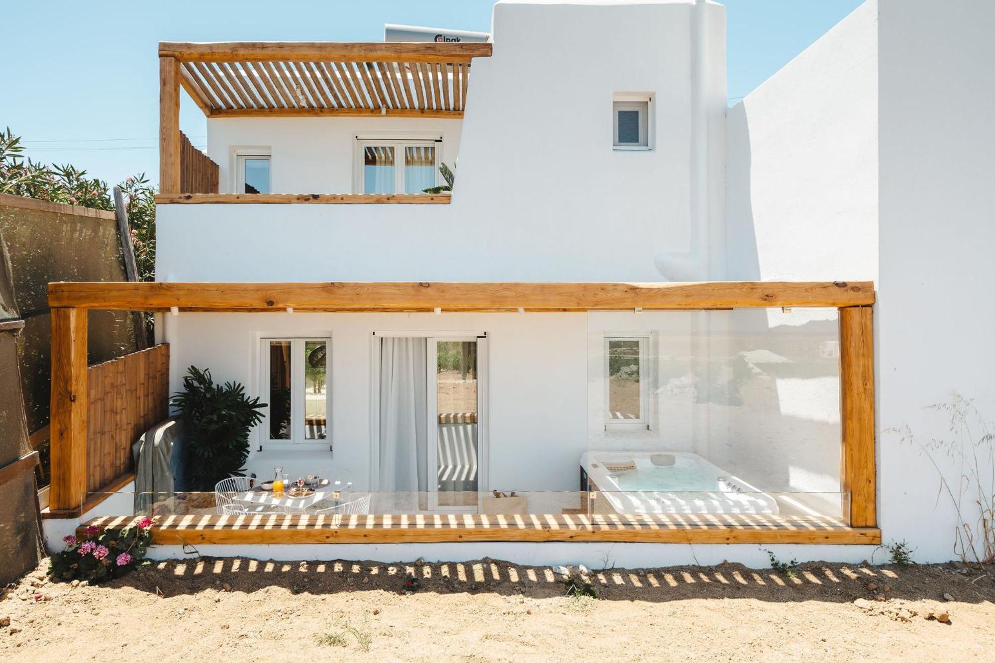 Sunday Luxury Suites Agia Anna  ภายนอก รูปภาพ