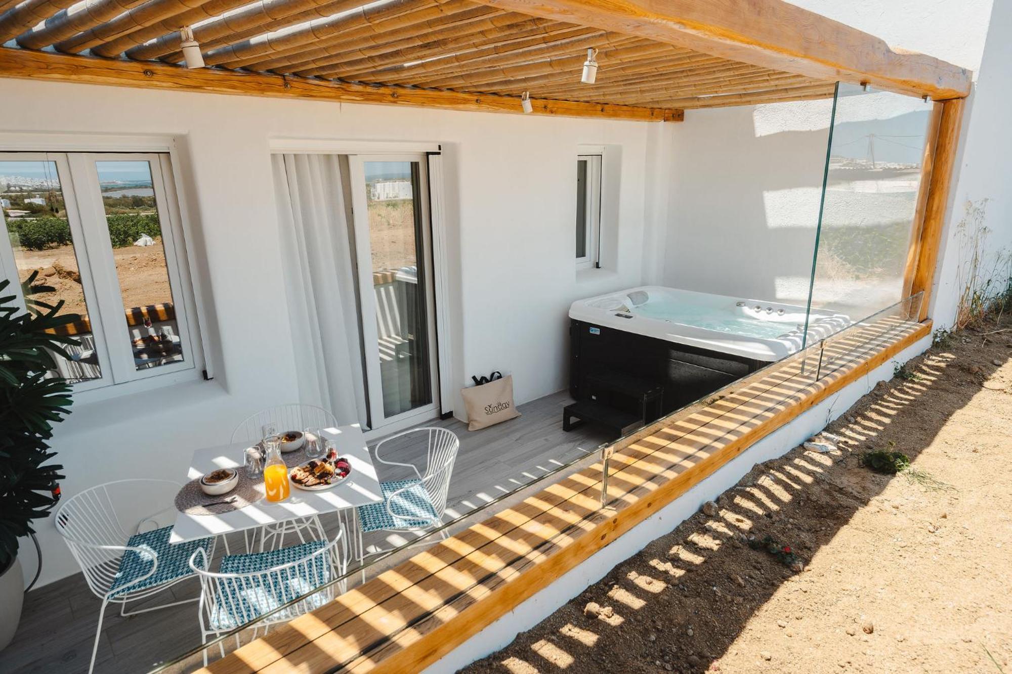 Sunday Luxury Suites Agia Anna  ภายนอก รูปภาพ