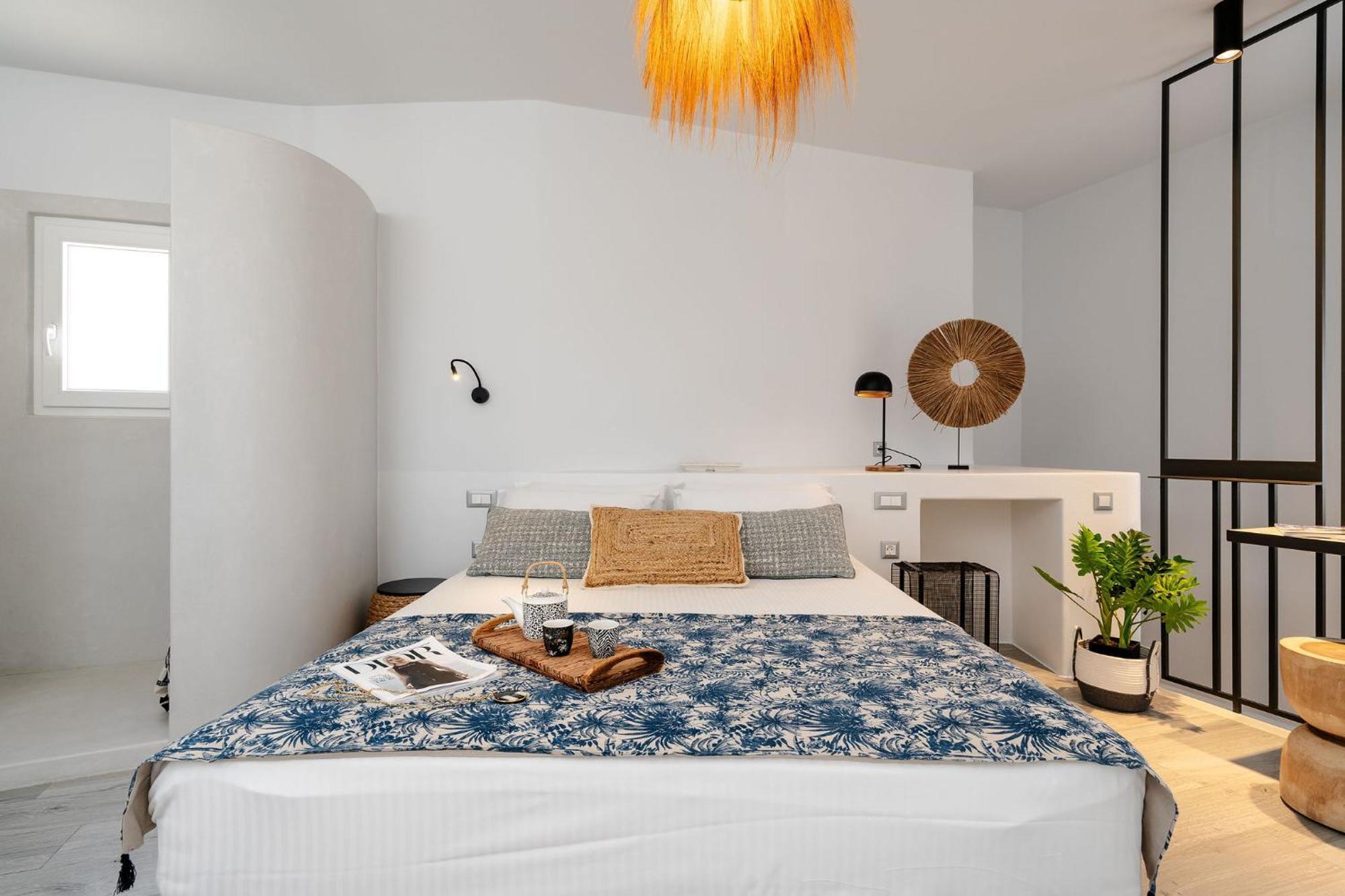 Sunday Luxury Suites Agia Anna  ภายนอก รูปภาพ