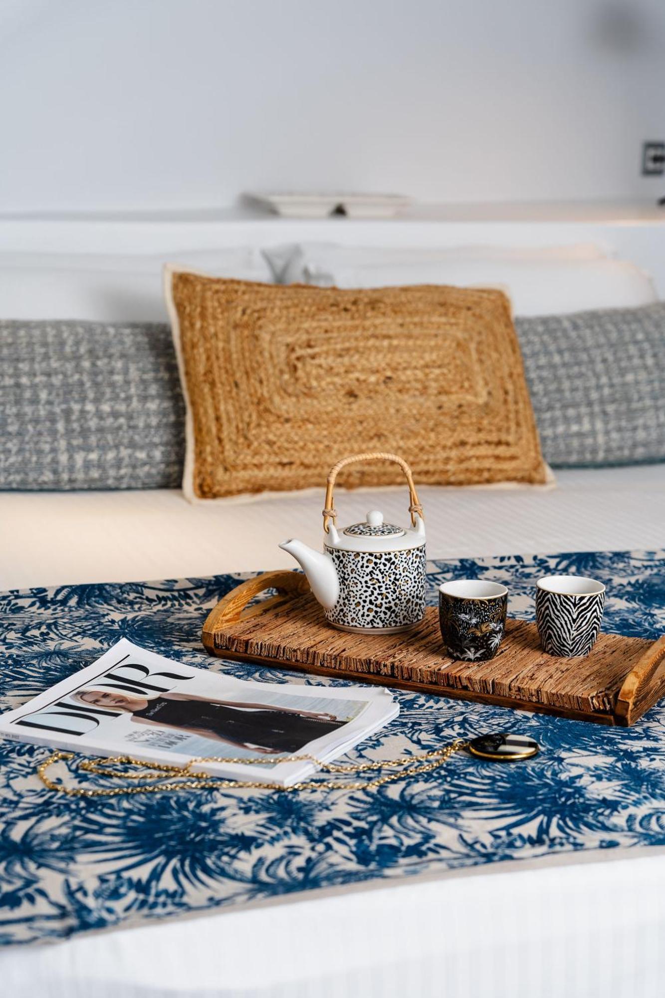 Sunday Luxury Suites Agia Anna  ภายนอก รูปภาพ